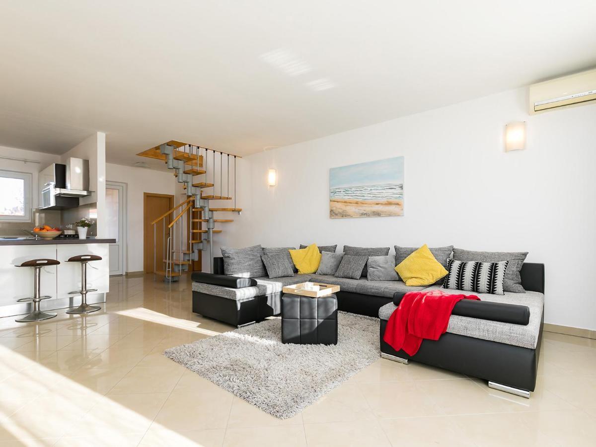 Holiday Appartment Tessa Poreč Zewnętrze zdjęcie